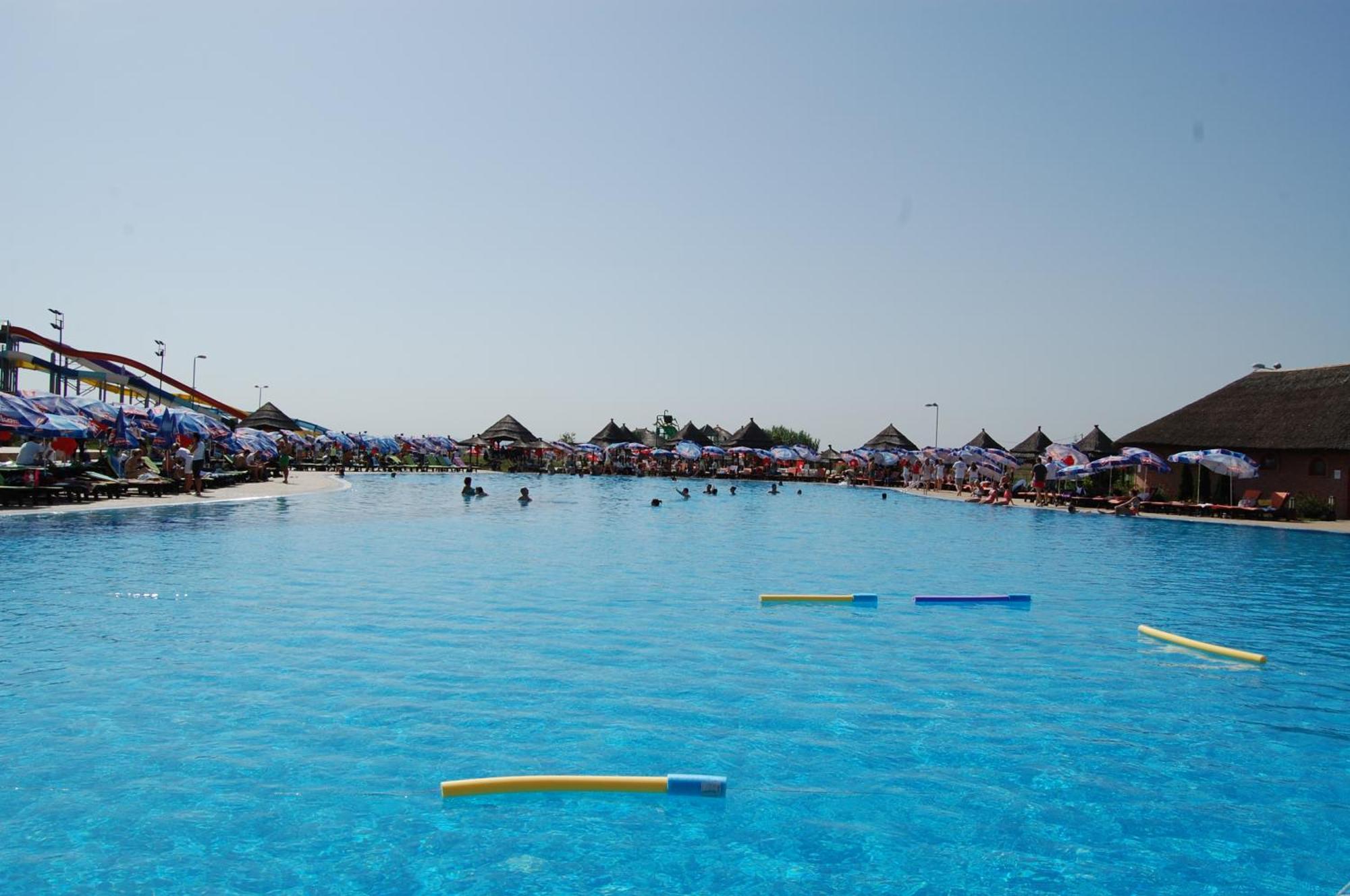 בלגרד S Club Resort Hotel Aqua Park And Spa מראה חיצוני תמונה