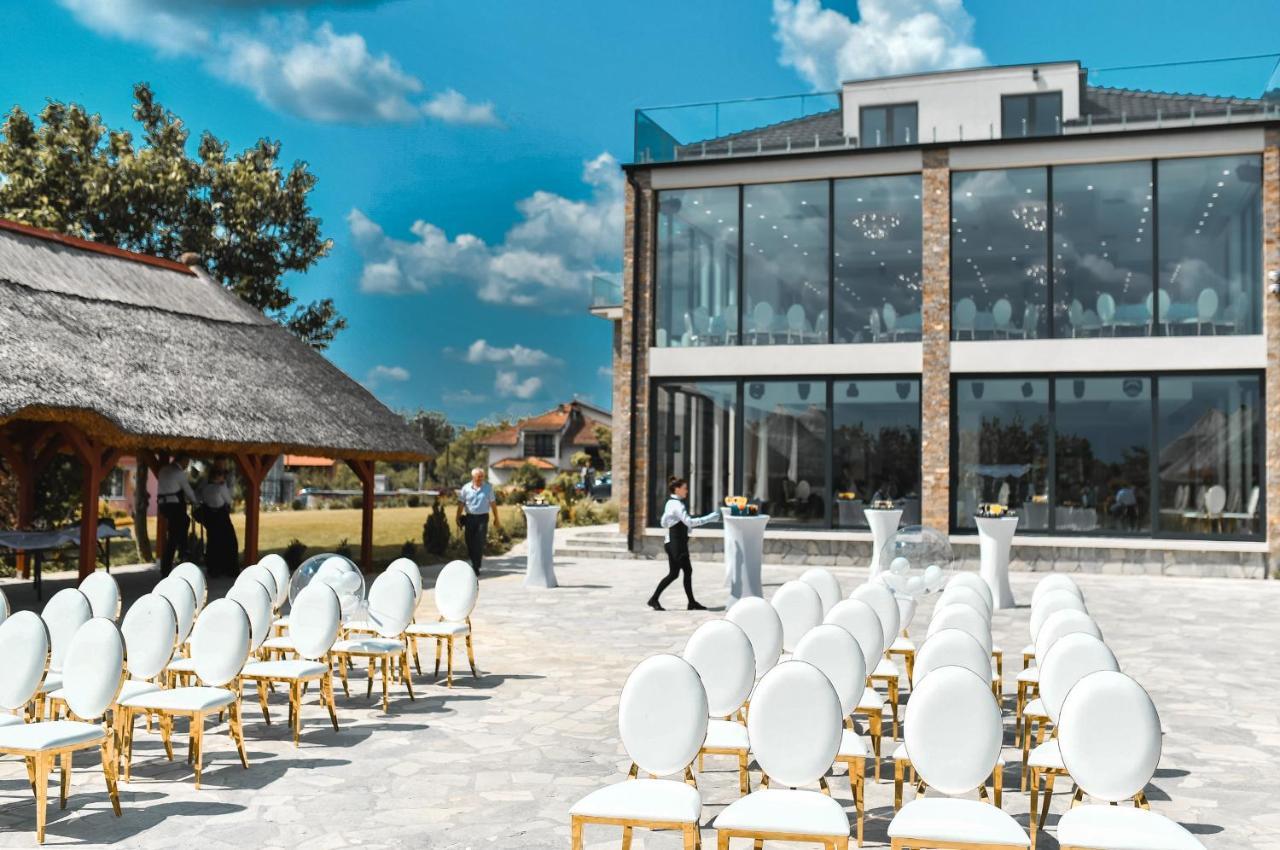 בלגרד S Club Resort Hotel Aqua Park And Spa מראה חיצוני תמונה
