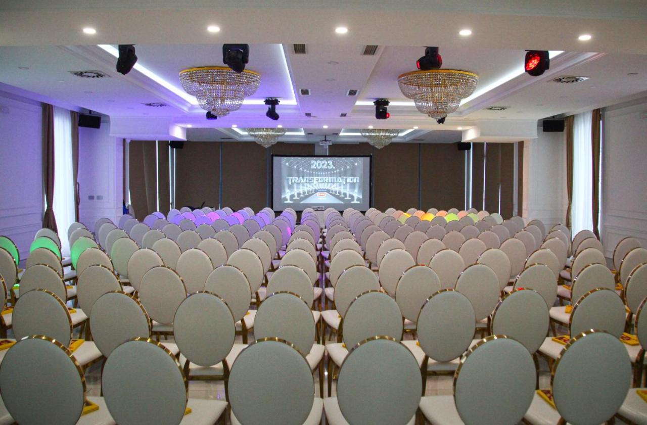 בלגרד S Club Resort Hotel Aqua Park And Spa מראה חיצוני תמונה