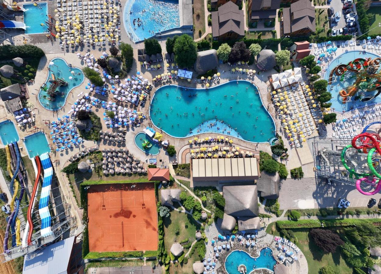 בלגרד S Club Resort Hotel Aqua Park And Spa מראה חיצוני תמונה